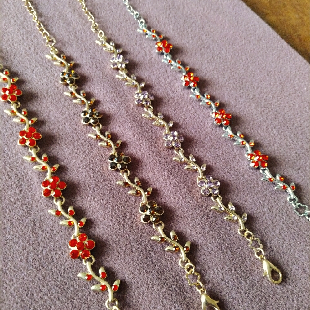 Lot of 4 bracelets